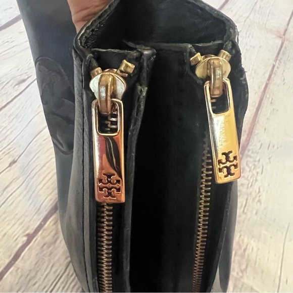 Tory Burch Rubber & Leather Tall Logo Boots Sz 6M *damaged zipper* - Picture 8 of 9